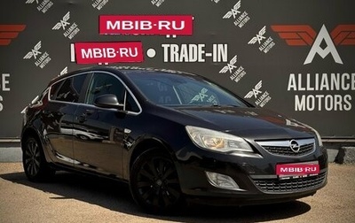 Opel Astra J, 2010 год, 740 000 рублей, 1 фотография