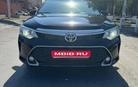 Toyota Camry, 2014 год, 1 900 000 рублей, 2 фотография