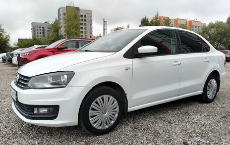 Volkswagen Polo VI (EU Market), 2016 год, 750 000 рублей, 2 фотография