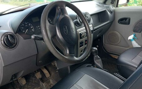 Renault Logan I, 2006 год, 220 000 рублей, 4 фотография