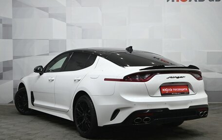 KIA Stinger I, 2018 год, 2 990 000 рублей, 4 фотография
