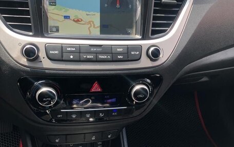 Hyundai Solaris II рестайлинг, 2018 год, 870 000 рублей, 14 фотография