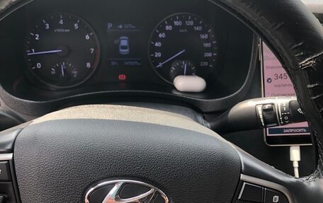 Hyundai Solaris II рестайлинг, 2018 год, 870 000 рублей, 15 фотография