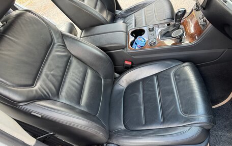Volkswagen Touareg III, 2013 год, 2 050 000 рублей, 22 фотография
