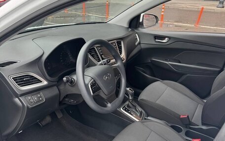 Hyundai Solaris II рестайлинг, 2019 год, 850 000 рублей, 6 фотография