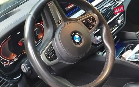 BMW 5 серия, 2019 год, 3 000 000 рублей, 2 фотография