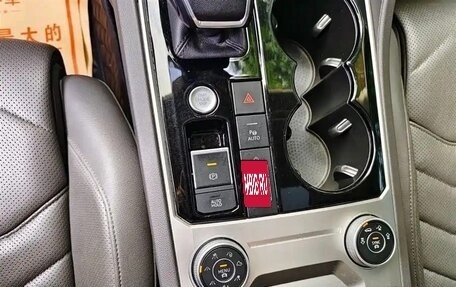 Volkswagen Touareg III, 2022 год, 4 500 000 рублей, 8 фотография