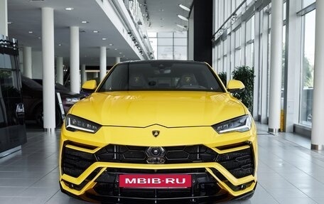 Lamborghini Urus I, 2020 год, 16 900 000 рублей, 2 фотография