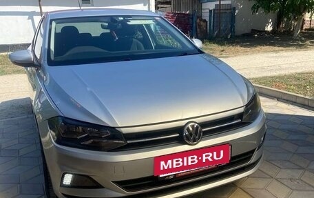 Volkswagen Polo VI (EU Market), 2018 год, 1 200 000 рублей, 4 фотография