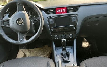 Skoda Octavia, 2019 год, 950 000 рублей, 7 фотография