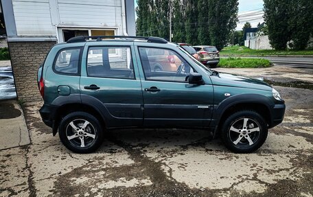 Chevrolet Niva I рестайлинг, 2012 год, 489 000 рублей, 4 фотография