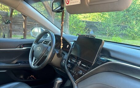 Toyota Camry, 2023 год, 3 200 000 рублей, 6 фотография