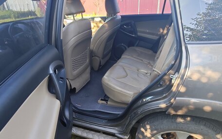 Toyota RAV4, 2010 год, 1 625 000 рублей, 9 фотография