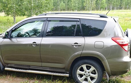 Toyota RAV4, 2010 год, 1 625 000 рублей, 10 фотография