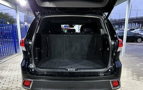 Toyota Highlander III, 2017 год, 3 299 000 рублей, 10 фотография