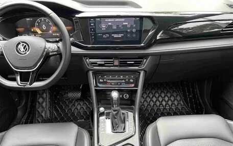 Volkswagen Tharu, 2022 год, 1 650 000 рублей, 13 фотография