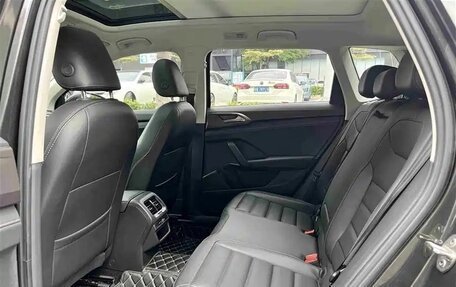 Volkswagen Tharu, 2022 год, 1 650 000 рублей, 10 фотография
