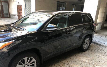 Toyota Highlander III, 2014 год, 2 950 000 рублей, 6 фотография