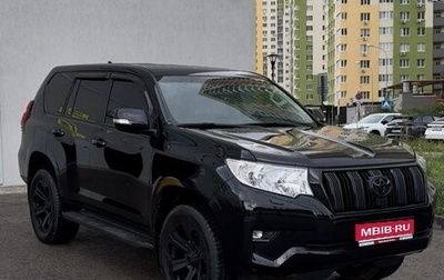 Toyota Land Cruiser Prado 150 рестайлинг 2, 2018 год, 5 000 000 рублей, 1 фотография