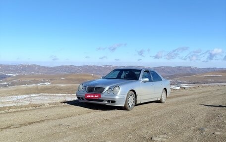 Mercedes-Benz E-Класс, 2000 год, 600 000 рублей, 1 фотография
