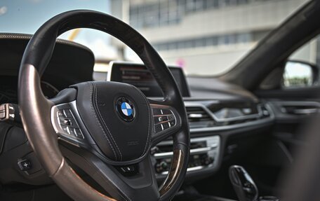 BMW 7 серия, 2019 год, 5 450 000 рублей, 13 фотография