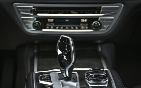BMW 7 серия, 2019 год, 5 450 000 рублей, 16 фотография