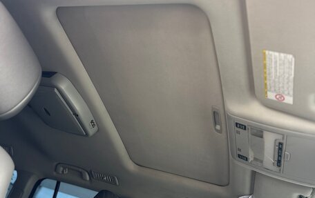 Toyota Land Cruiser 200, 2008 год, 2 900 000 рублей, 21 фотография