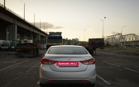 Hyundai Avante, 2011 год, 950 000 рублей, 5 фотография