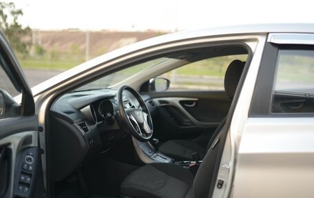 Hyundai Avante, 2011 год, 950 000 рублей, 8 фотография