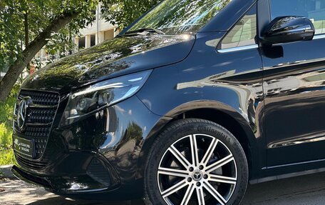 Mercedes-Benz V-Класс, 2022 год, 10 860 000 рублей, 5 фотография