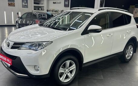 Toyota RAV4, 2014 год, 2 500 000 рублей, 2 фотография