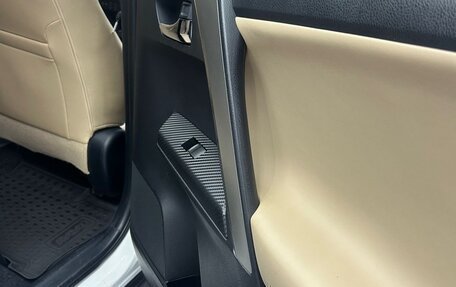 Toyota RAV4, 2014 год, 2 500 000 рублей, 16 фотография