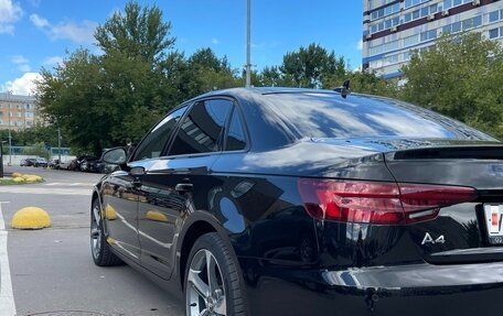 Audi A4, 2019 год, 2 500 000 рублей, 10 фотография