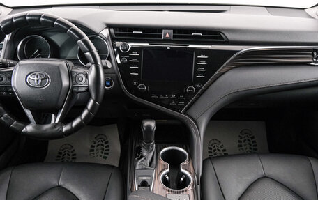 Toyota Camry, 2020 год, 3 429 000 рублей, 11 фотография