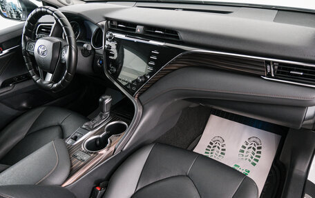 Toyota Camry, 2020 год, 3 429 000 рублей, 13 фотография