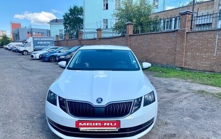 Skoda Octavia, 2019 год, 1 790 000 рублей, 2 фотография