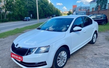 Skoda Octavia, 2019 год, 1 790 000 рублей, 3 фотография