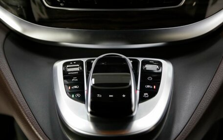 Mercedes-Benz V-Класс, 2017 год, 3 899 000 рублей, 20 фотография