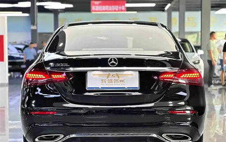 Mercedes-Benz E-Класс, 2022 год, 4 307 855 рублей, 4 фотография