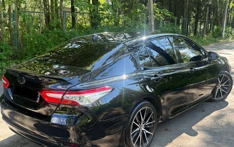 Toyota Camry, 2018 год, 2 999 900 рублей, 4 фотография