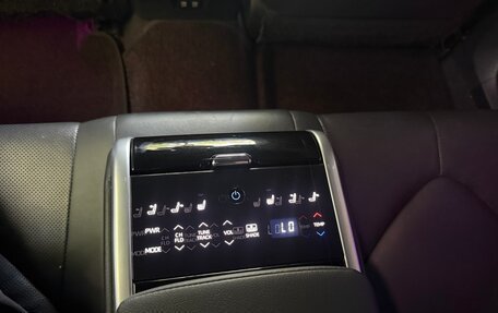 Toyota Camry, 2018 год, 2 999 900 рублей, 12 фотография
