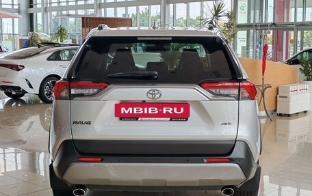 Toyota RAV4, 2021 год, 3 450 000 рублей, 6 фотография