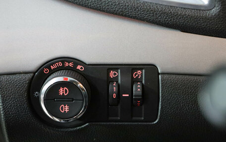 Opel Mokka I, 2013 год, 1 300 000 рублей, 15 фотография