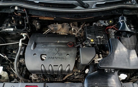 Mitsubishi Outlander III рестайлинг 3, 2016 год, 1 679 000 рублей, 13 фотография