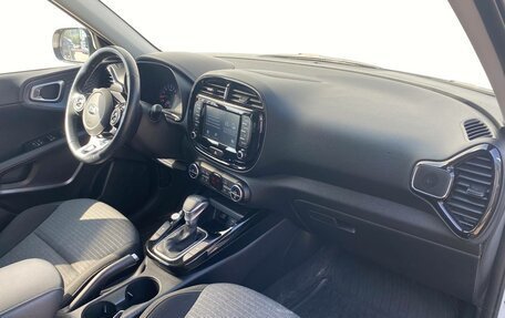 KIA Soul III, 2020 год, 2 100 000 рублей, 20 фотография