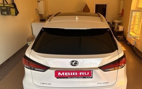 Lexus RX IV рестайлинг, 2021 год, 7 000 000 рублей, 6 фотография