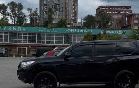 Toyota Land Cruiser Prado 150 рестайлинг 2, 2018 год, 5 000 000 рублей, 8 фотография