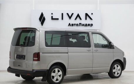 Volkswagen Multivan T5, 2012 год, 2 349 000 рублей, 4 фотография