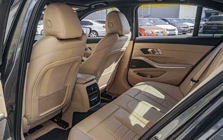 BMW 3 серия, 2020 год, 4 680 000 рублей, 11 фотография