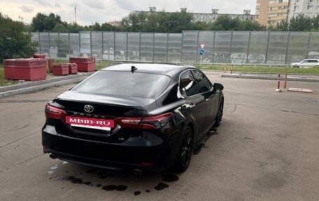 Toyota Camry, 2019 год, 2 400 000 рублей, 4 фотография